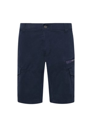 Elastische Cargo-Shorts aus einem Baumwollmix