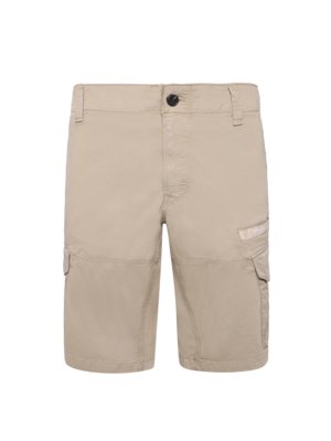 Elastische Cargo-Shorts aus einem Baumwollmix