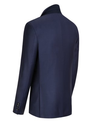 Blazer with pointed lapels