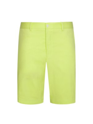 Bermuda-shorts-with-stretch,-B-Claydon