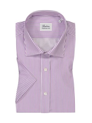 Short-sleeved shirt with fashionable stripes