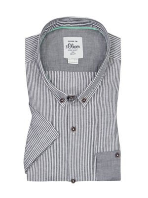 Short-sleeved shirt with striped pattern