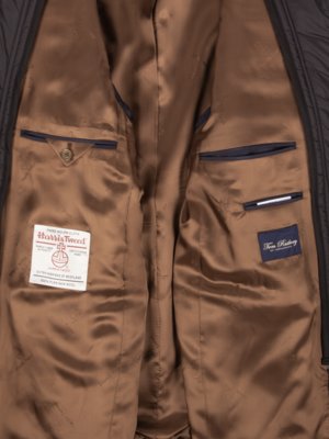 Smart-casual-jacket-with-micro-texture,-Harris-tweed
