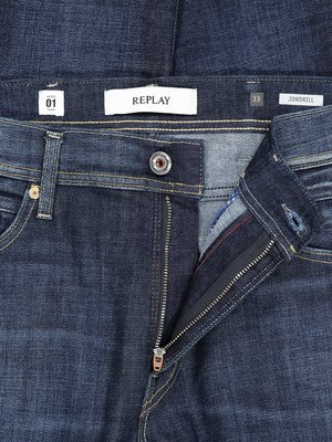 Five-pocket jeans with stretch content