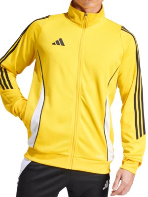 Training jacket with label embroidery made from recycled material