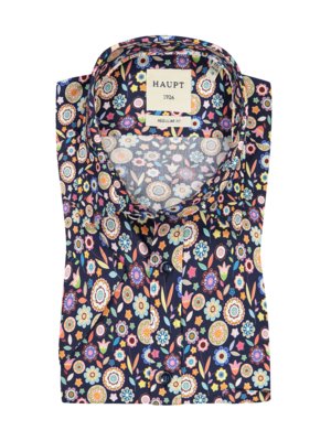 Short-sleeved-casual-shirt-with-floral-print
