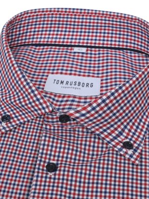 Letnia koszula z krótkim rękawem w kratę z kołnierzykiem button-down