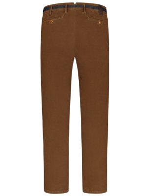 Chinos-with-micro-texture-and-stretch