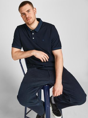 Poloshirt-aus-reiner-Baumwolle