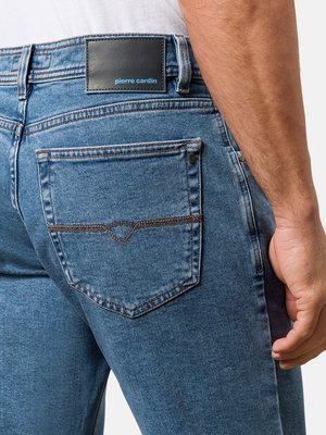 5-Pocket Jeans mit dezenter Waschung