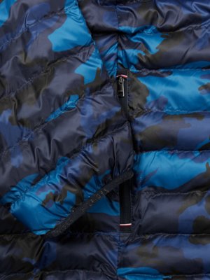 Quilted jacket with camouflage pattern