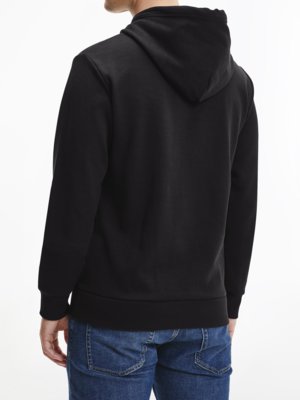 Hoodie with small logo