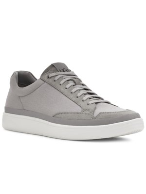 Canvas sneaker with Treadlite Sole