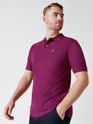 Polo shirt with breast pocket