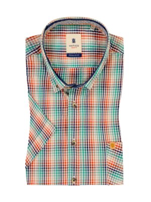 Short-sleeved shirt with check pattern and button-down collar