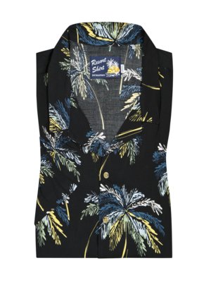 Short-sleeved shirt with palm print