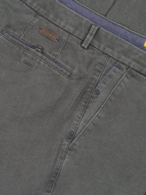 Chinos with micro pattern