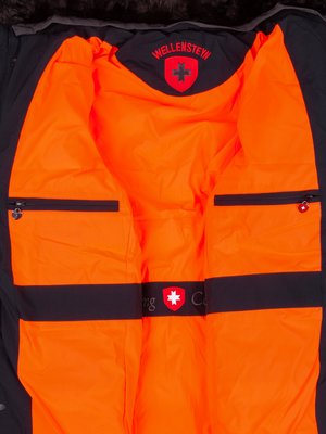 Winter jacket with removable hood, Casion