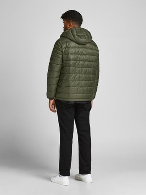 Lightweight quilted jacket with hood