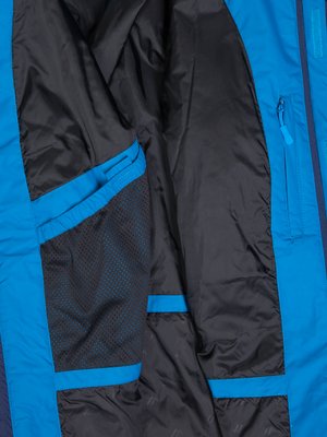 Functional jacket with taped seams