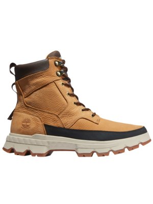 Boots-with-waterproofing-and-treaded-sole
