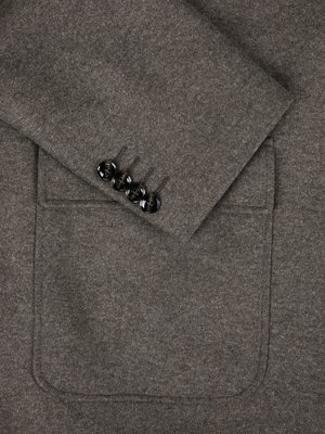 Coat in a wool and cashmere blend