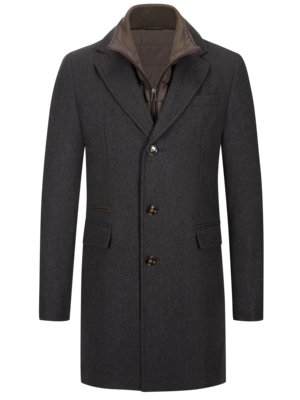 Coat in a wool blend with removable yoke, Alberti