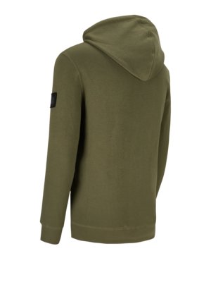 Hoodie-with-logo-patch-on-the-sleeve