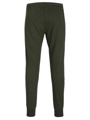 Jogging-bottoms-with-logo-patch