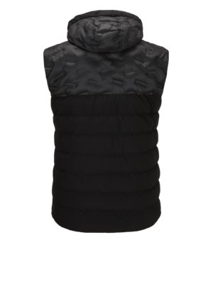 Quilted-jacket-with-hood