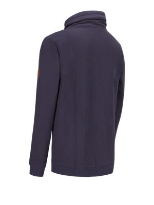 Sweatshirt with tube collar