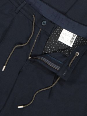 Chinos-in-a-virgin-wool-blend,-Turin