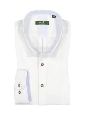 Traditional shirt in delicately textured fabric