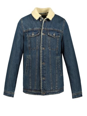 Jean jacket with faux fur lining