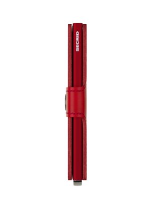 Ein rotes Secrid Kartenetui, das im Hochformat gezeigt wird. Auf dem Etui sind die Buchstaben SECRID in weißer Schrift abgebildet. Das Etui hat eine Lasche mit Knopfverschluss. Der Hintergrund ist weiß.