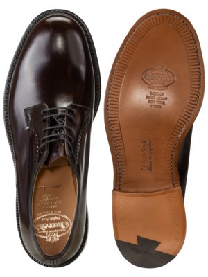 Handgefertigte Derby-Schuhe aus poliertem Leder mit bereiter Leiste 
