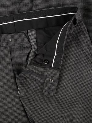 Anzug aus Schurwolle mit Pepita-Muster, Shaped Fit