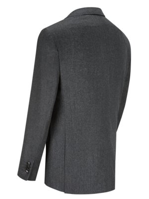 Anzug-aus-reiner-Schurwolle