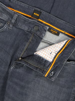 Jeans in dezenter Used-Optik mit Stretchanteil, Slim Fit