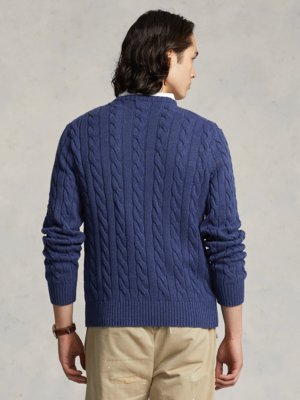 Pullover-in-Zopfstrickmuster-und-schmalen-O-Neck