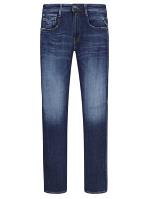 Jeans-Anbass-in-dezenter-Waschung-01-year-aged-,-Slim-Fit