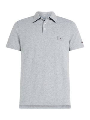 Poloshirt-in-Piqué-Qualität-mit-gummiertem-Logo-Emblem