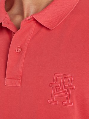 Softes-Poloshirt-mit-Monogramm-Stickerei