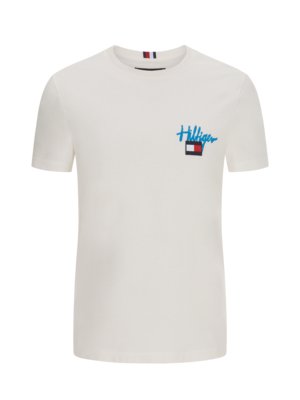 T-Shirt-aus-Baumwolle-mit-Label-Stitching-und-Aufnäher