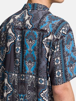 Ultraleichtes Kurzarmhemd aus Viskose in floralem Print