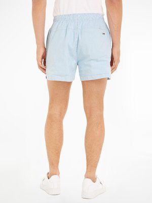 Shorts-in-Seersucker-Qualität-mit-Label-Aufnäher