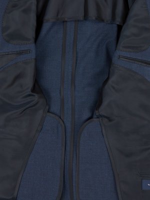 3-teiliger-Anzug-aus-einem-elastischen-Schurwollgemisch
