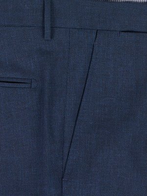 3-teiliger-Anzug-aus-einem-elastischen-Schurwollgemisch
