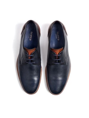 Leichter Derby-Schuh aus teilperforiertem Leder mit Kontrast-Details 
