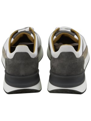 Sneaker-in-Runner-Form-mit-Veloursleder--und-Kontrast-Details